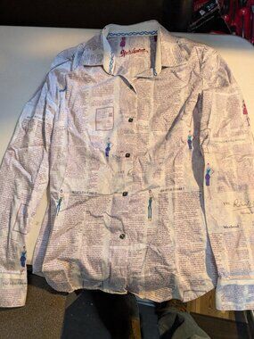 ROBERT GRAHAM REPORT WOMANS SHIRT SIZE SMALL FASHION 411  NEWSPAPER CLIPS MODERN